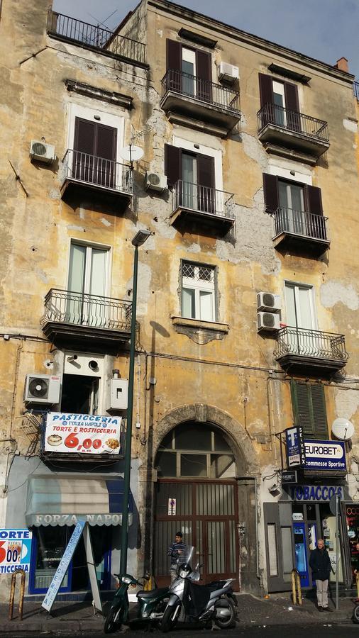 B&B A Casa Di Grazia Nápoles Exterior foto